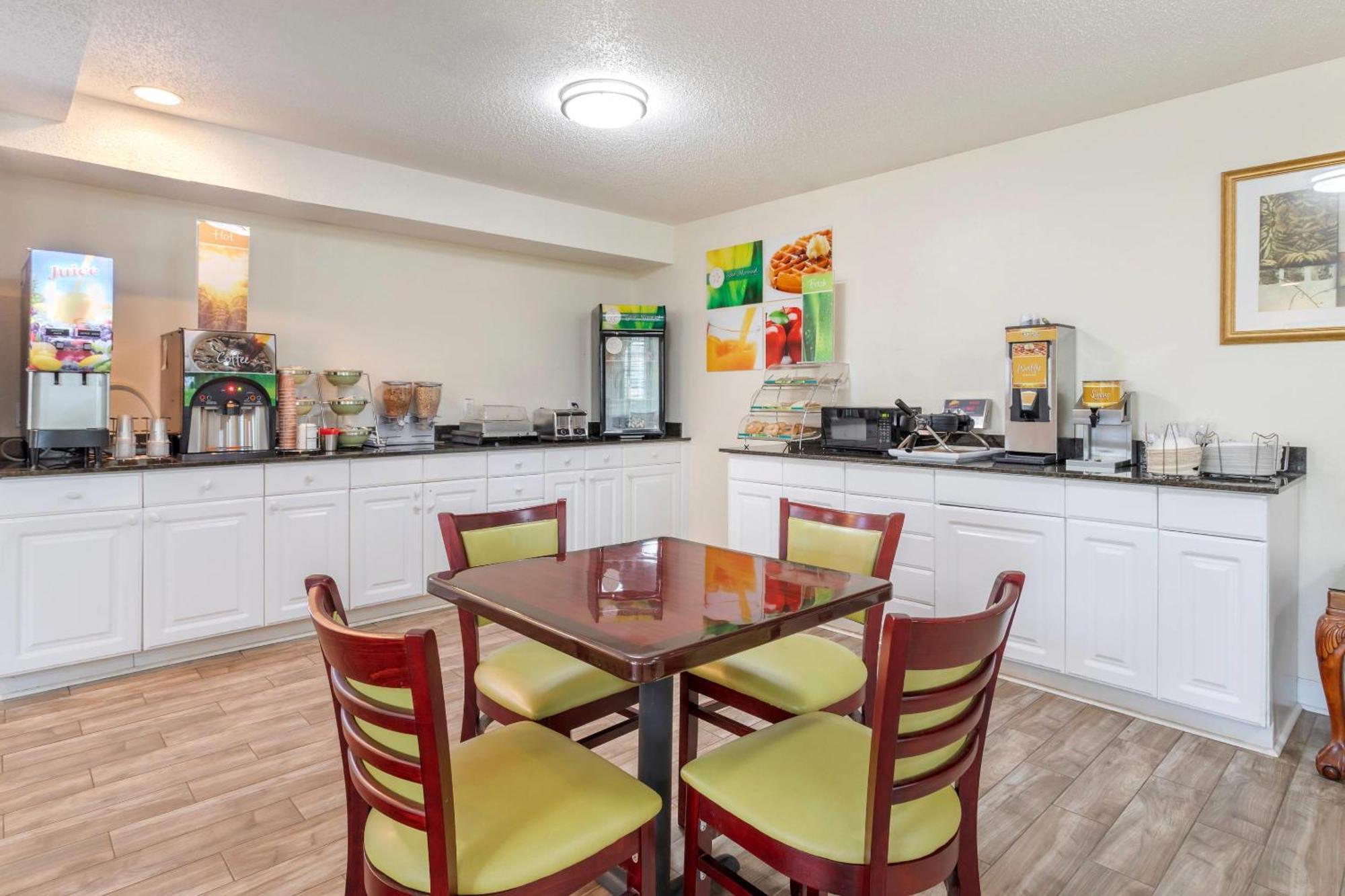 Quality Inn Andrews Екстер'єр фото
