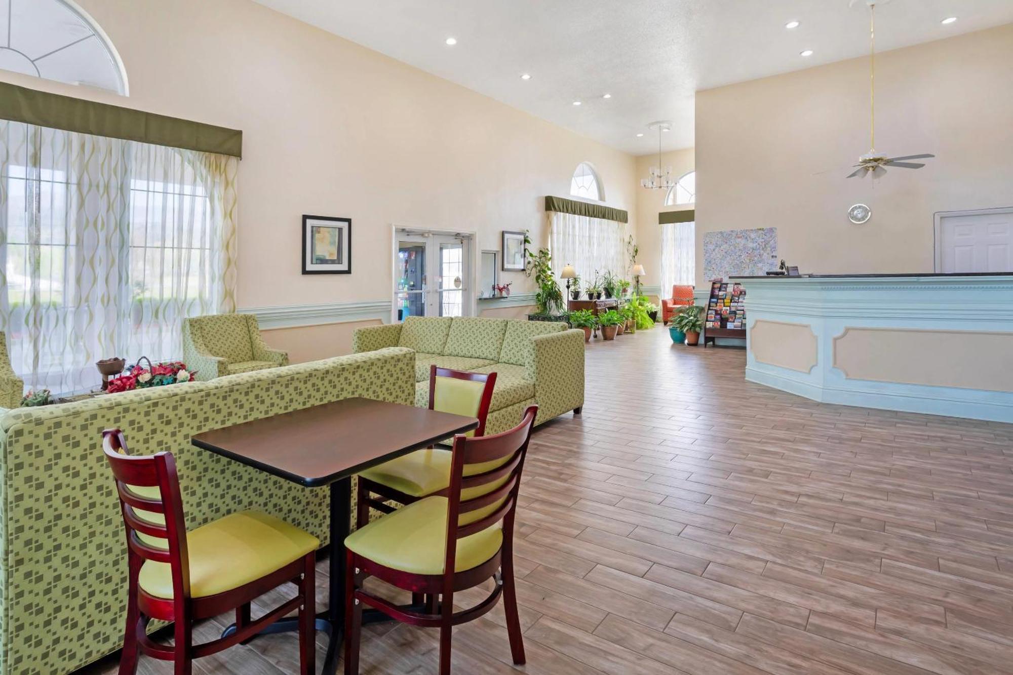 Quality Inn Andrews Екстер'єр фото