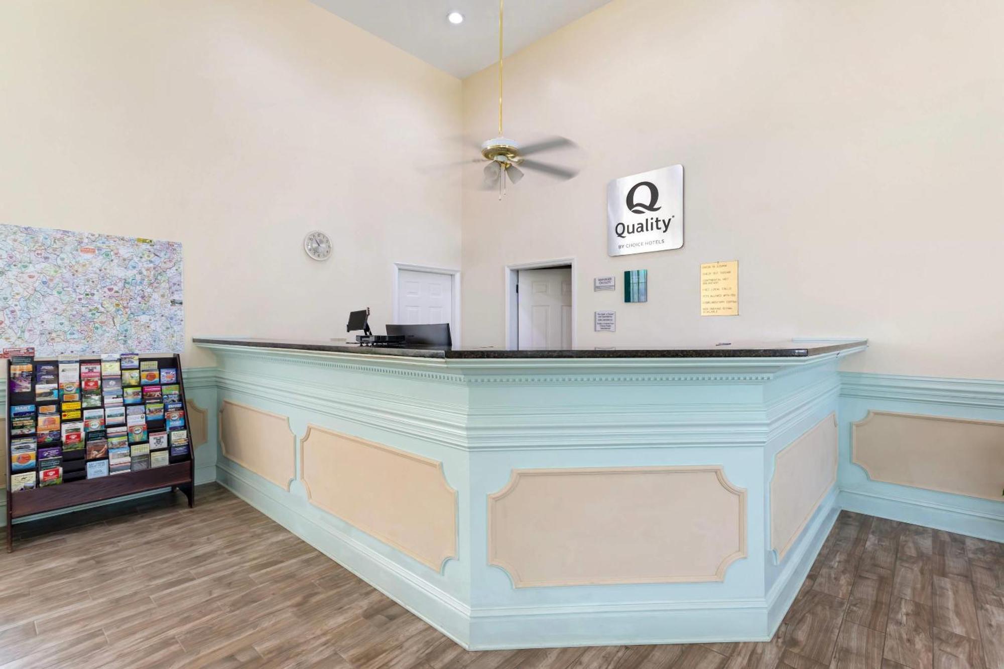 Quality Inn Andrews Екстер'єр фото